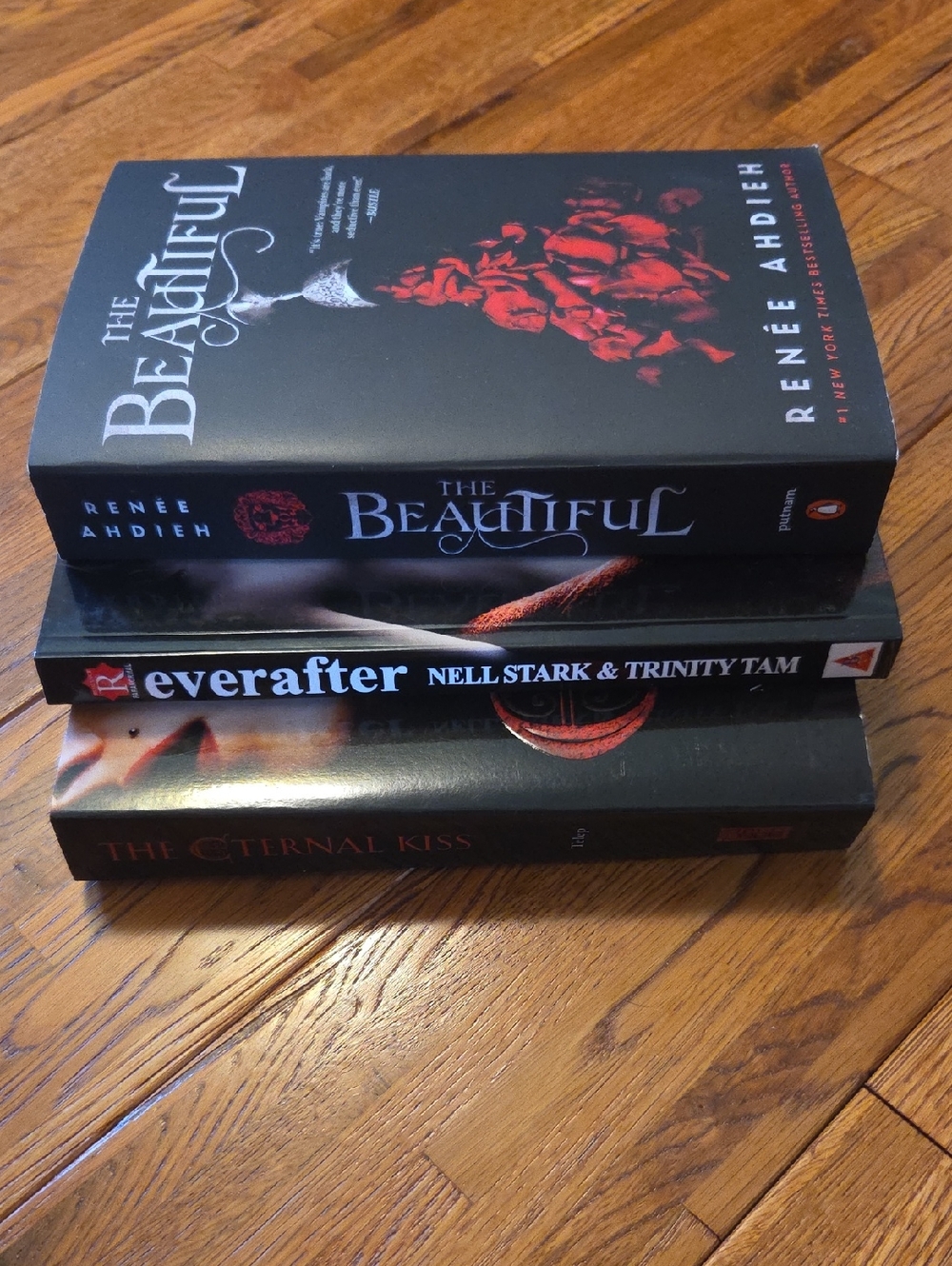 Set Of 3 Vampire Books
